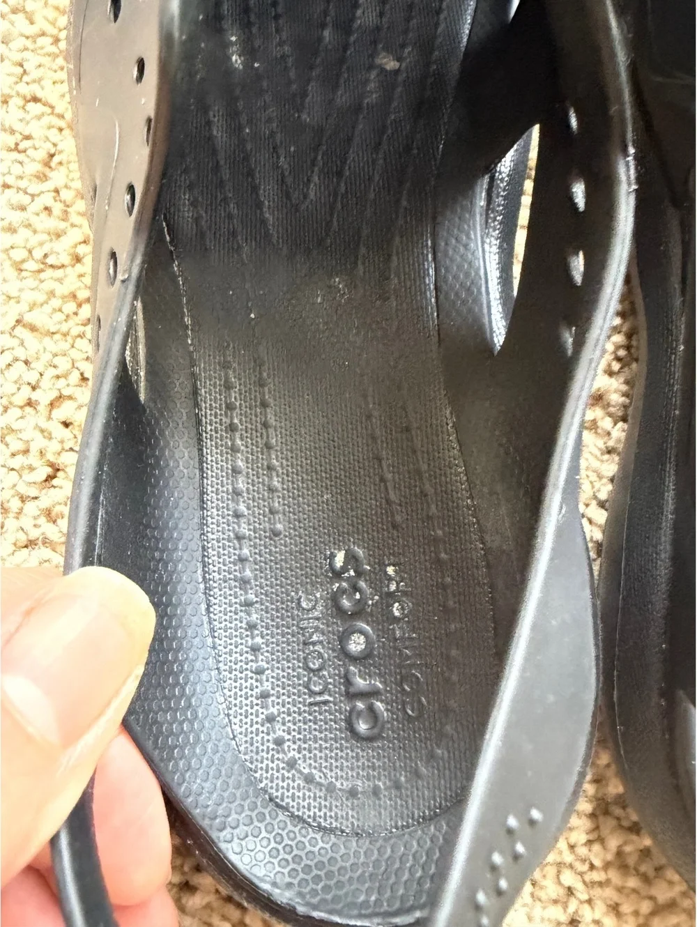 Crocs Men's Swiftwater Wave Sandals black size 9 M